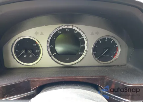 2011 Mercedes-Benz Glk 350 z USA, uszkodzony, nr VIN WDCGG5GB0BF538643